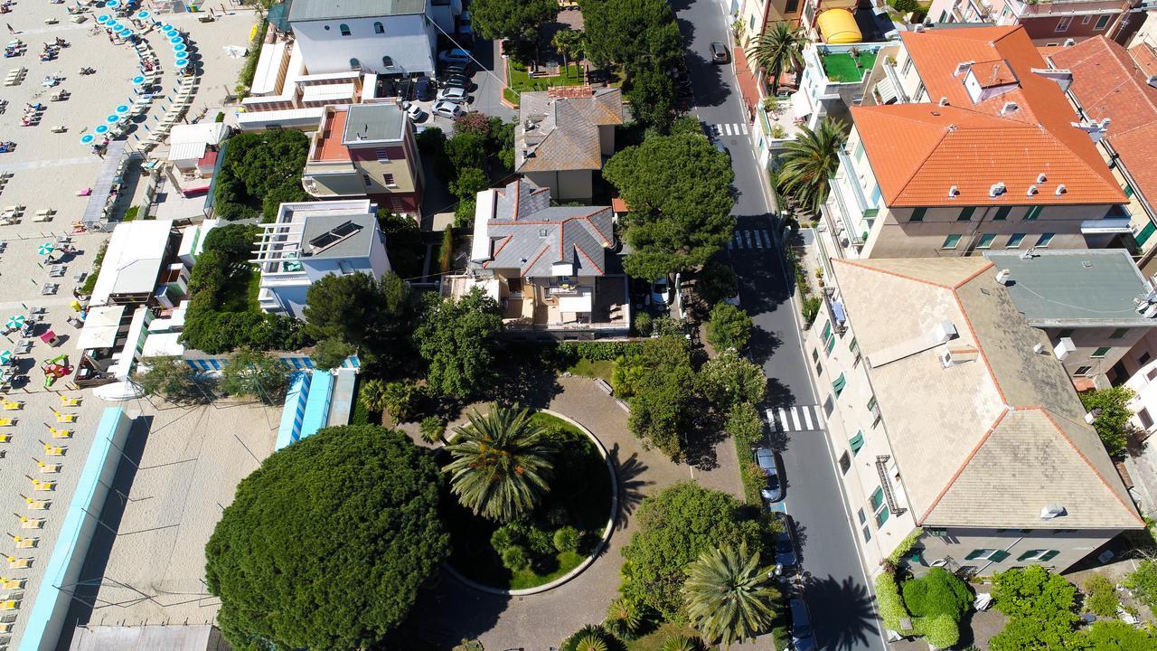 Residence Villa Ombrosa Spotorno Exterior photo